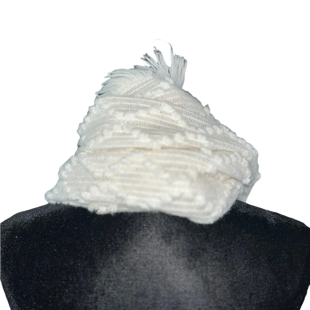 Cato-Ivory Diamond Knit Plush Fuzzy Eyelash Infinity Circle Scarf